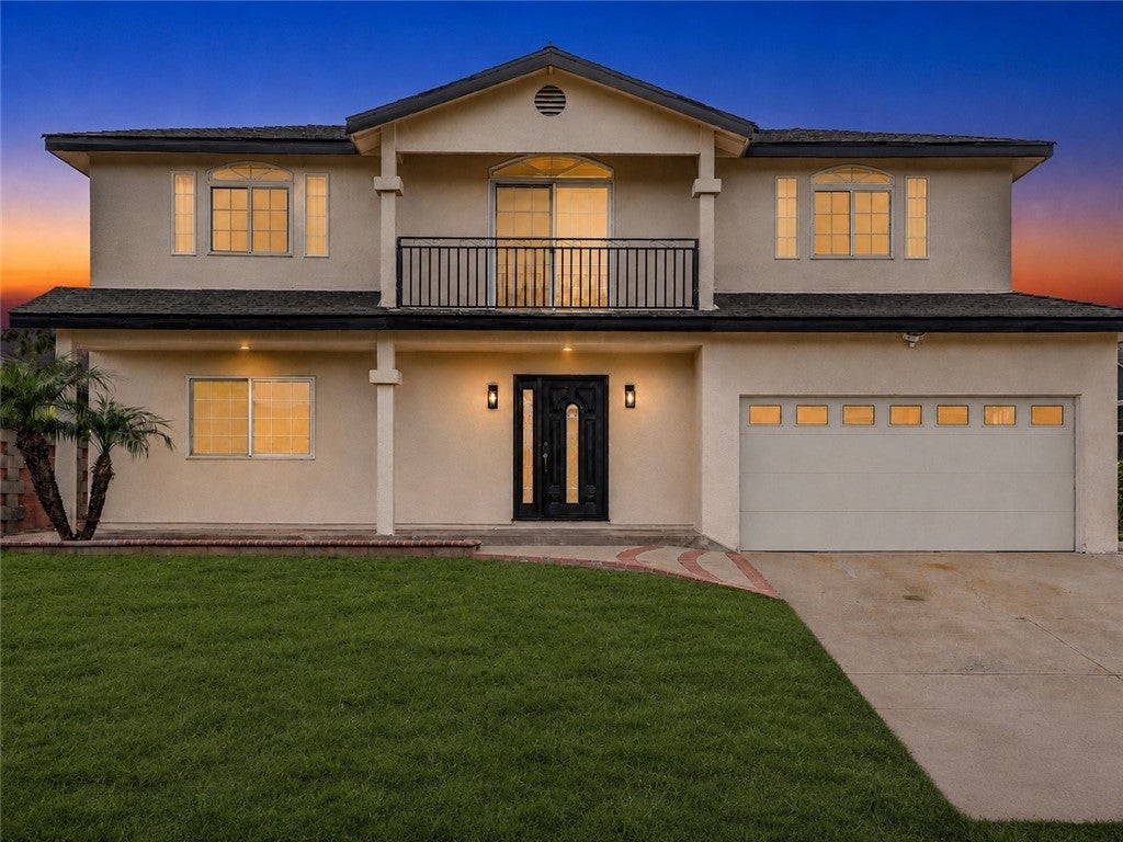 8831 Glider Avenue