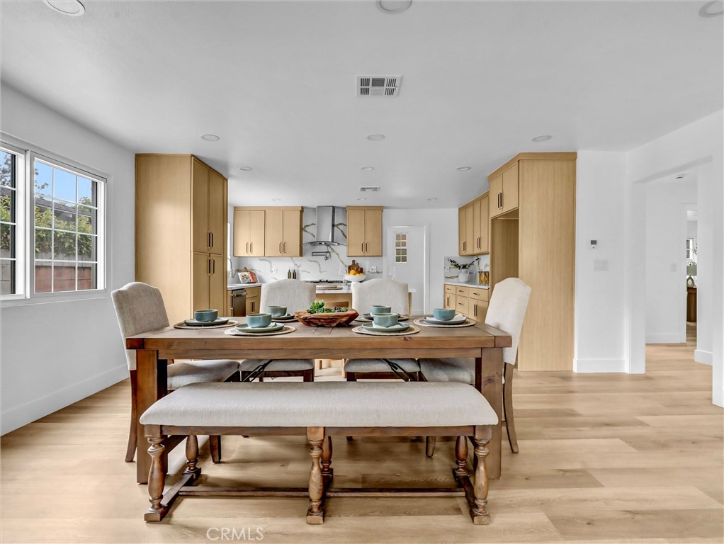 8831 Glider Avenue