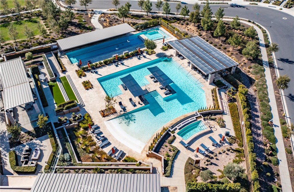 Altis Community - Residential