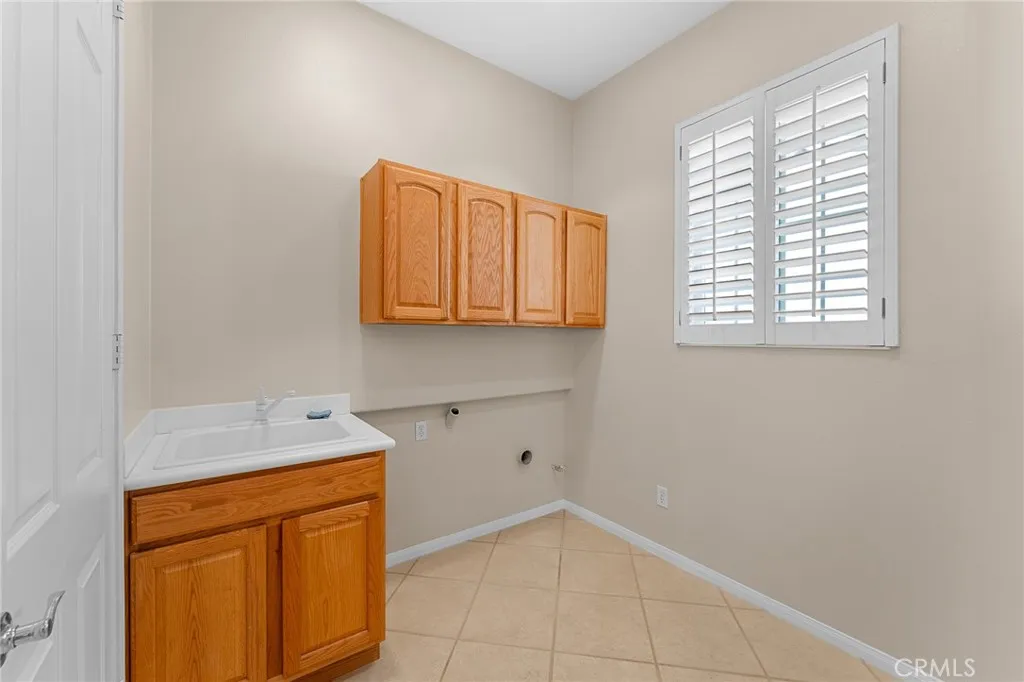 Banning, California 92220, United States, 2 Bedrooms Bedrooms, ,3 BathroomsBathrooms,Residential,Active,12910