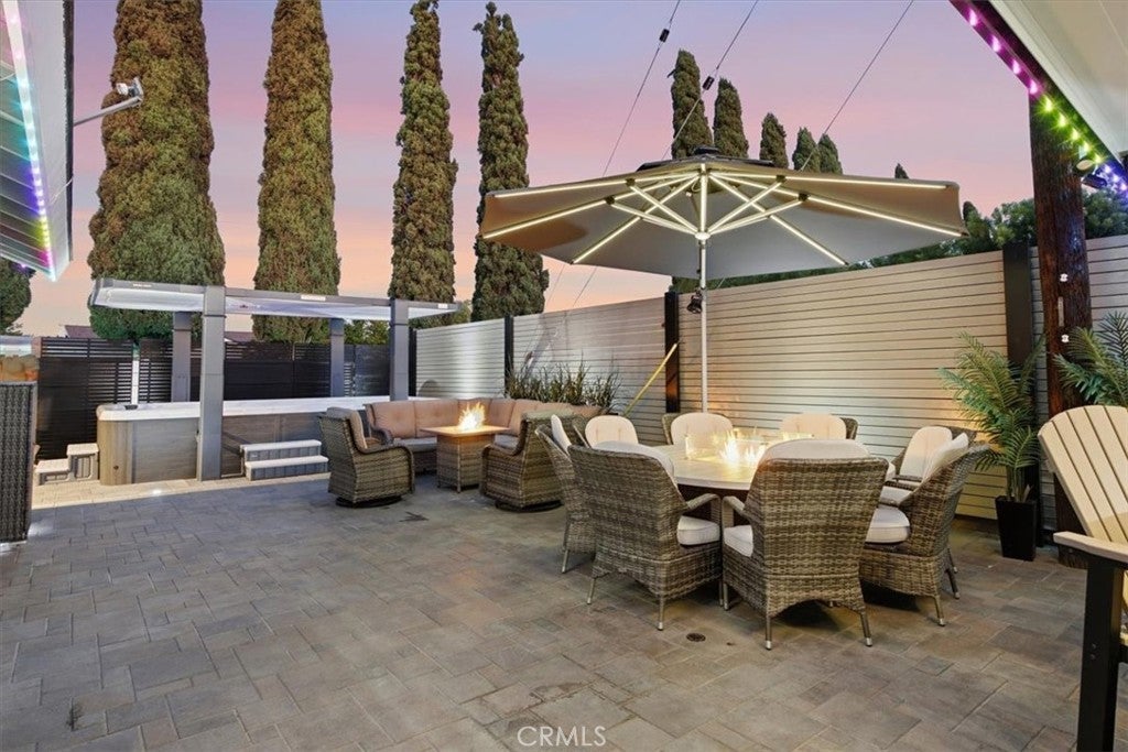 Photo of 310 W Westway AVE, Orange, CA 92865 (MLS # OC26214478)