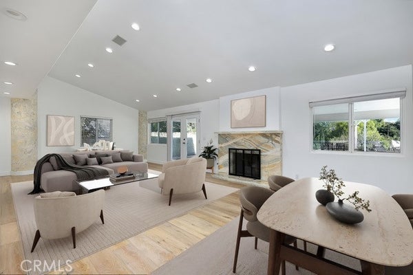 5794 FAIRHAVEN AVE, WOODLAND HILLS, CA 91367 - Image 0ea4d90f22205eaff97d0a0c5ffe7f8e/3604501804
