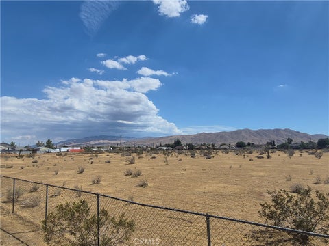 Photo of 0 Merino, Apple Valley, CA 92308 (MLS # HD26203926)