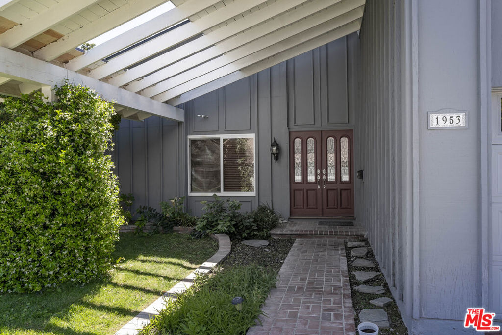 1953 Laurel Wood Court