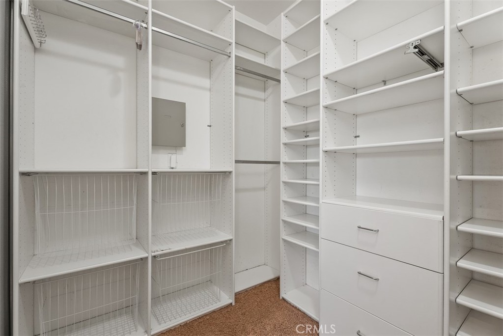 Hampton Hill (HAM) - Residential Lease