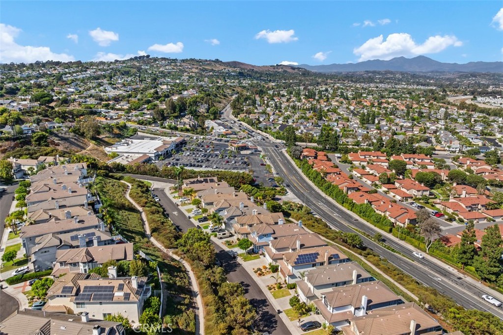 Hampton Hill (HAM) - Residential Lease