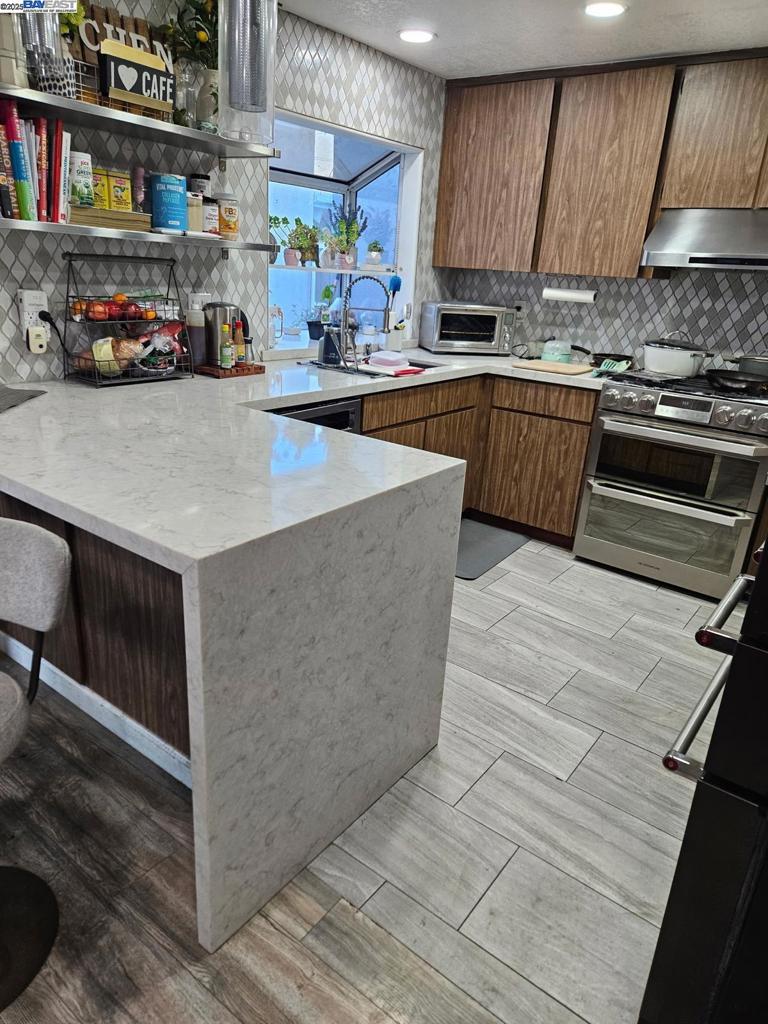 SOUTH RICHMOND - Residential