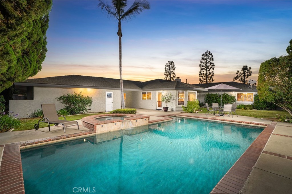 2409 Crescent View Drive