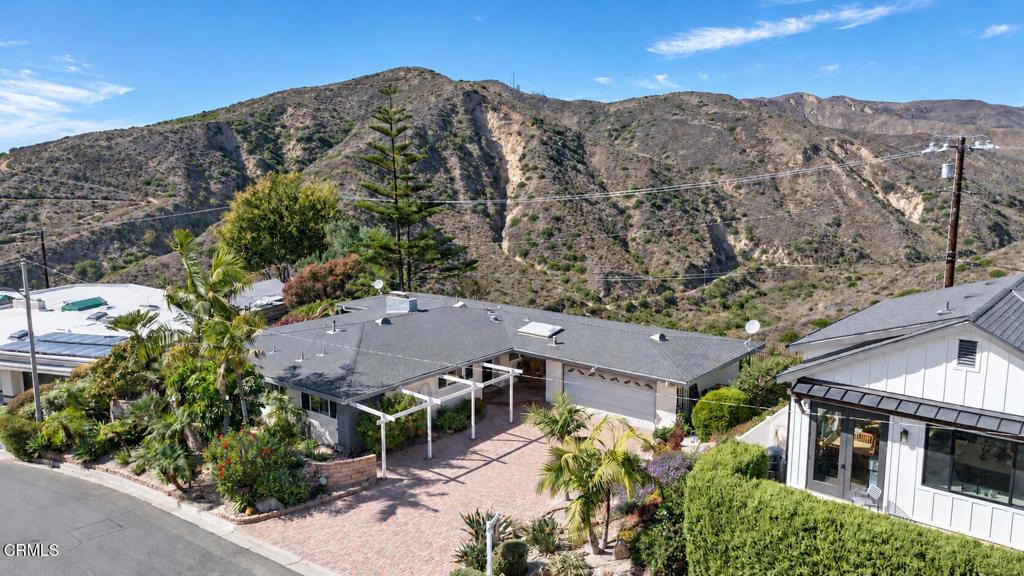 3185 Breaker Drive