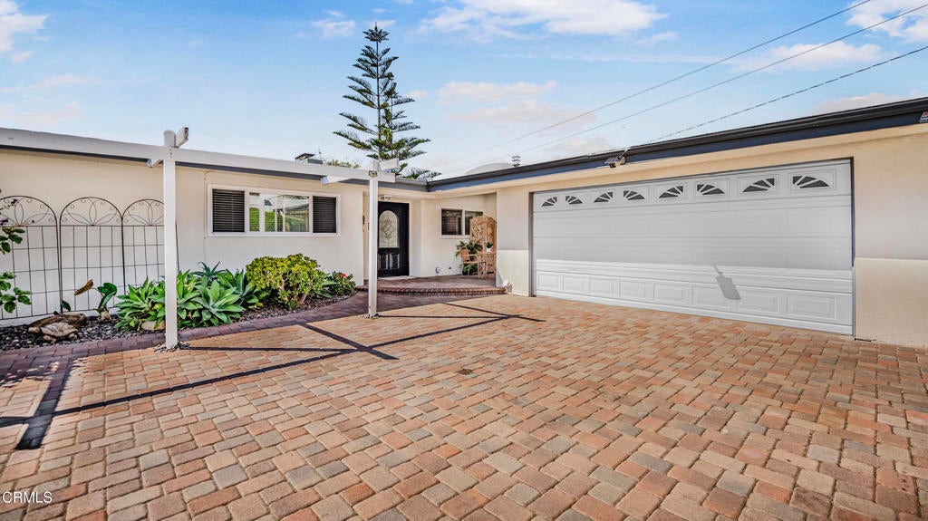 3185 Breaker Drive