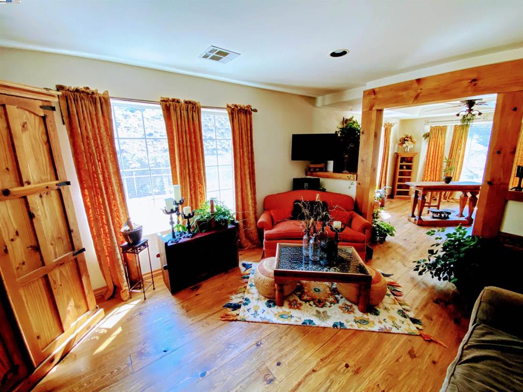 Not Listed - Residential