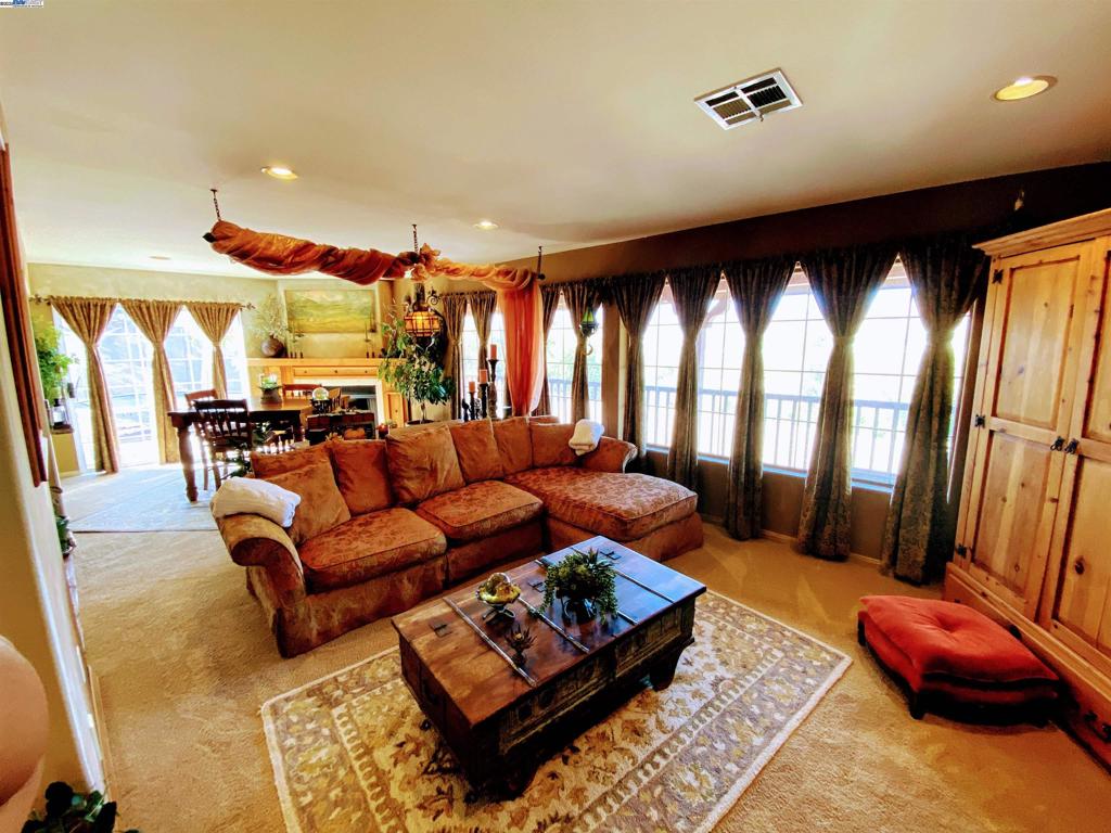 Not Listed - Residential