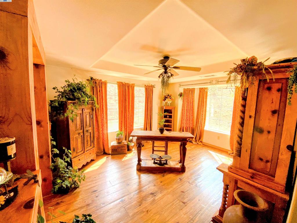 Not Listed - Residential