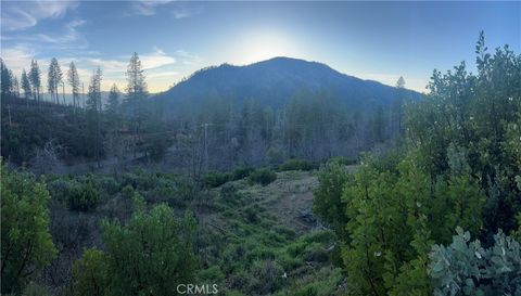 Photo of 16789 Starview Loop Rd, Cobb, CA 95426 (MLS # LC26027574)