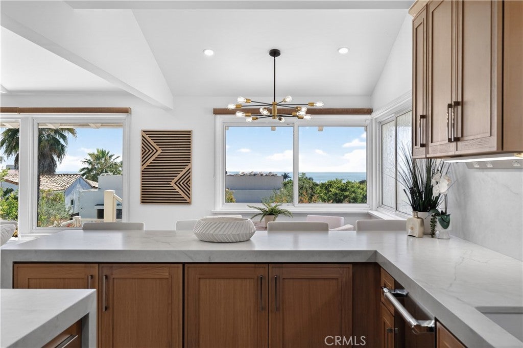 428 Cabrillo