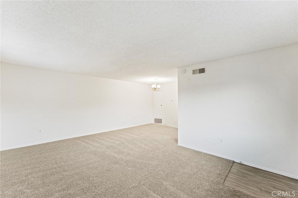 32128 Paseo Carolina