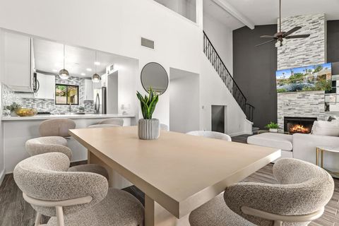 Photo of 510 Flower Hill Lane, Palm Desert, CA 92260 (MLS # 219147544DA)