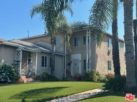Photo of 1706 S Crescent Heights Boulevard, Los Angeles, CA 90035 (MLS # 26650521)