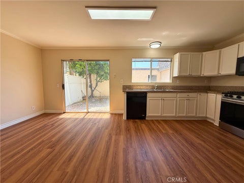 Photo of 6511 Wystone Avenue #4, Reseda, CA 91335 (MLS # SR26005732)