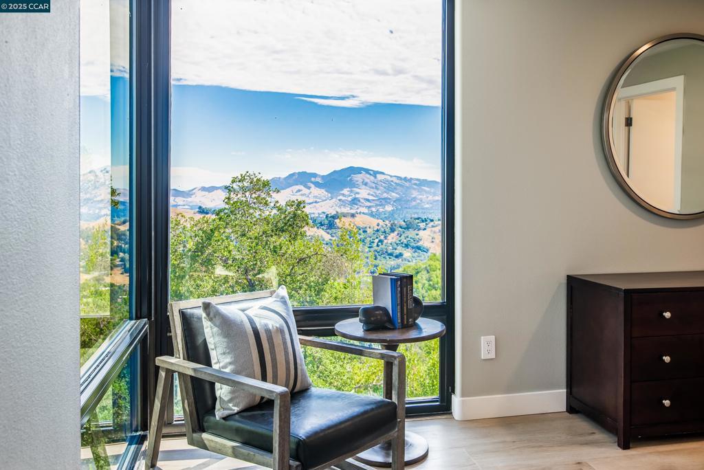 SPRINGHILL - Residential