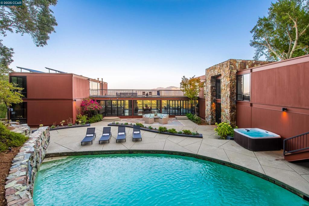 SPRINGHILL - Residential