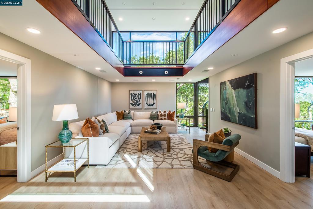SPRINGHILL - Residential