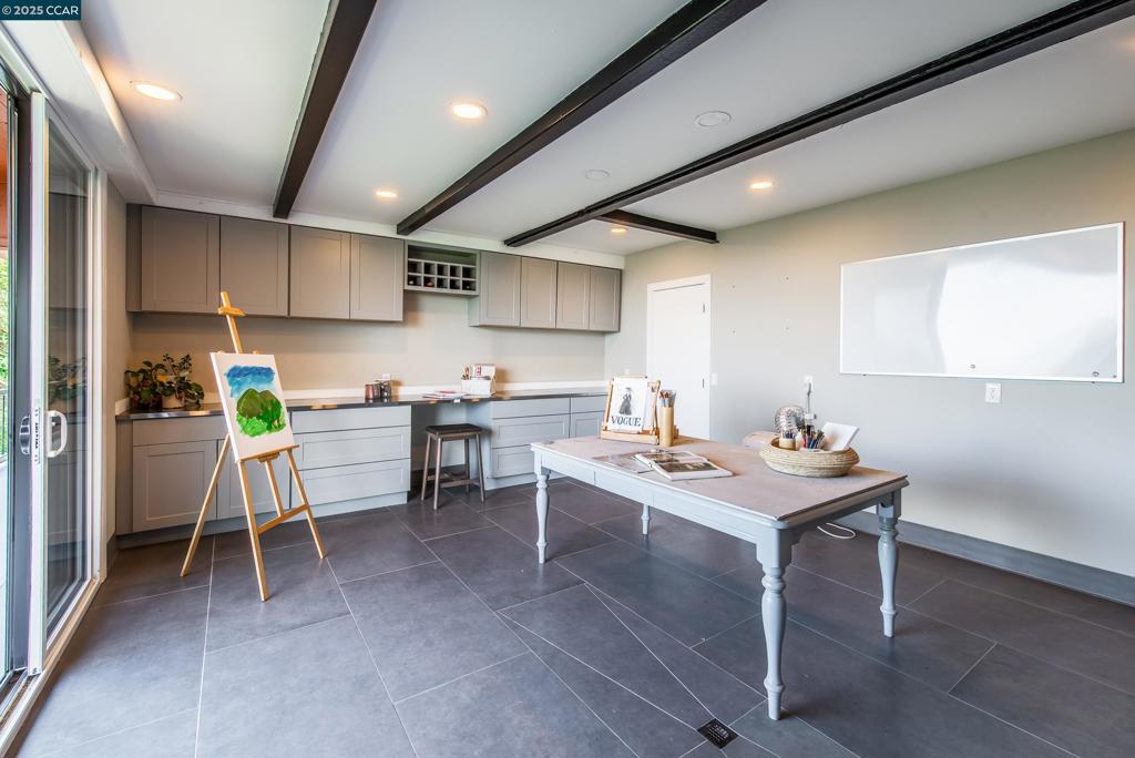 SPRINGHILL - Residential