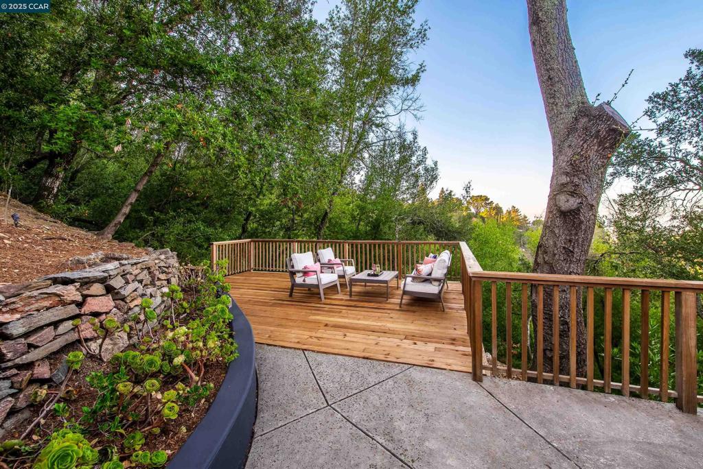 SPRINGHILL - Residential