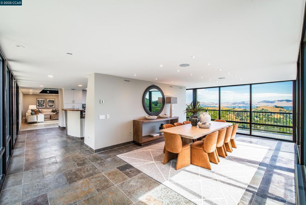SPRINGHILL - Residential