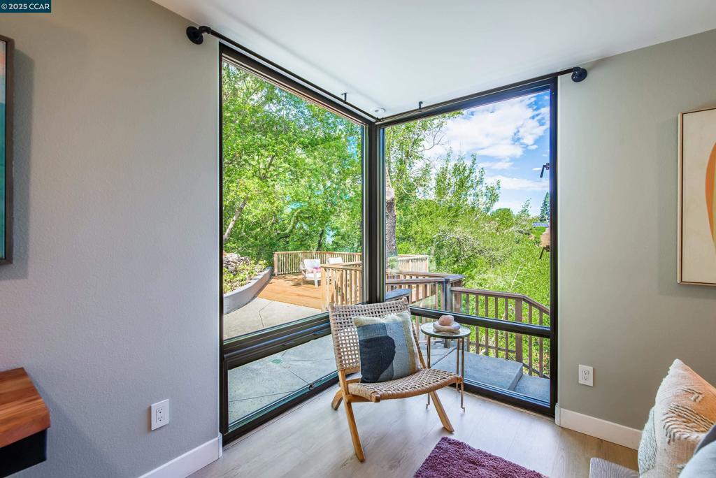 SPRINGHILL - Residential