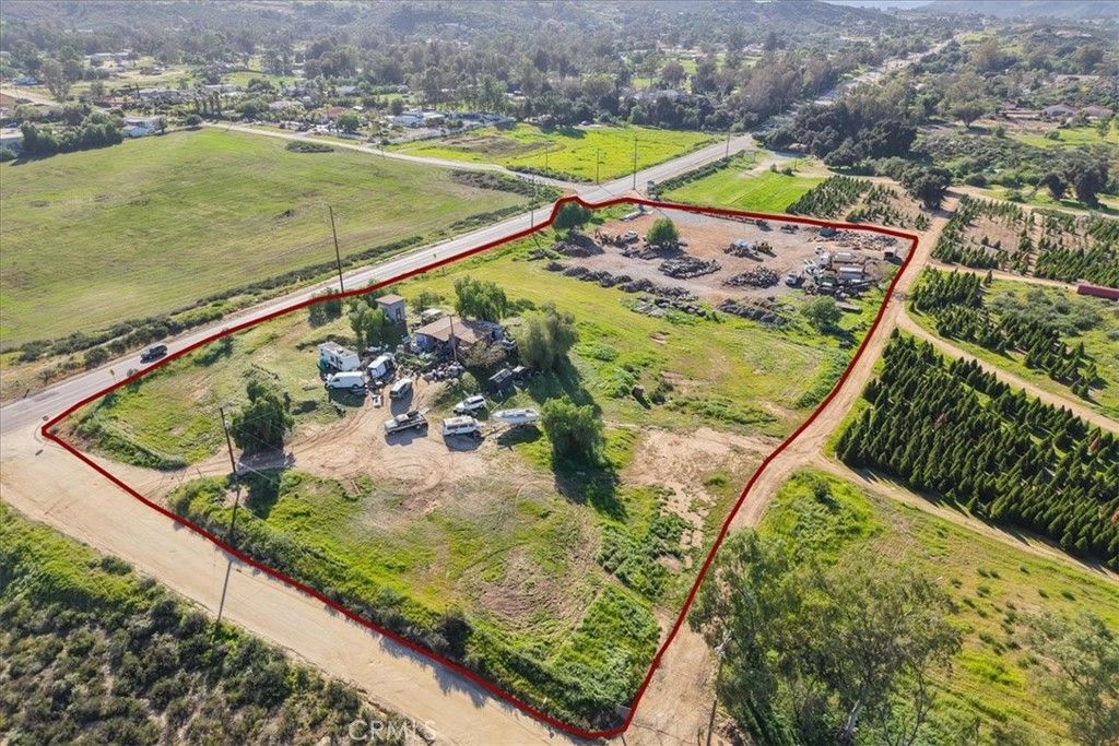 Photo of 26993 Bradley Rd, Menifee, CA 92584 (MLS # SW26037919)