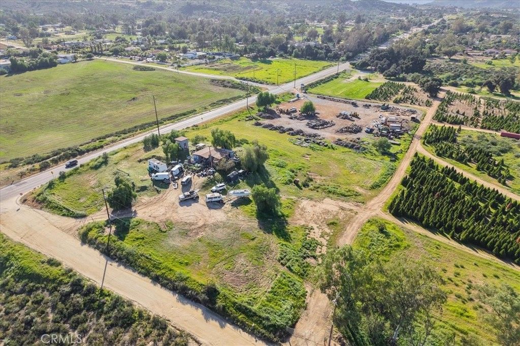 Photo of 26993 Bradley Rd, Menifee, CA 92584 (MLS # SW26037919)