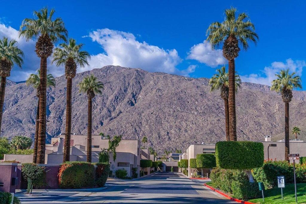 Village Racquet Club - Residential Lease