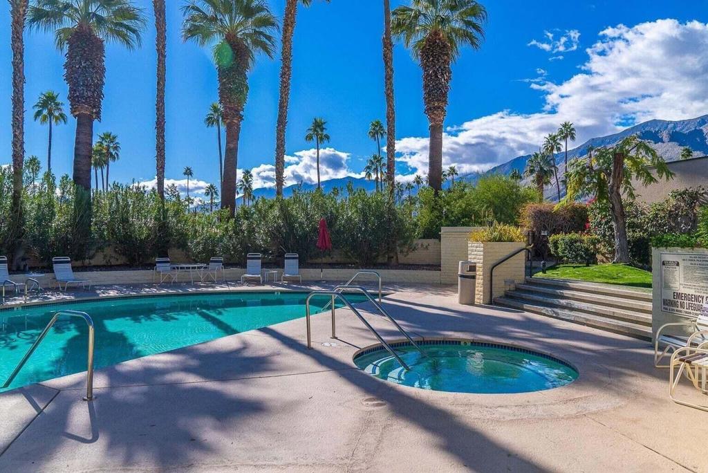 Village Racquet Club - Residential Lease