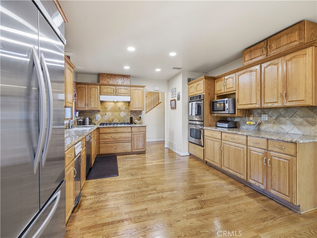 11614 Ostrom