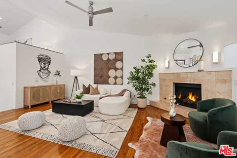 Photo of 1222 N Kings Road #8, West Hollywood, CA 90069 (MLS # 26855679)