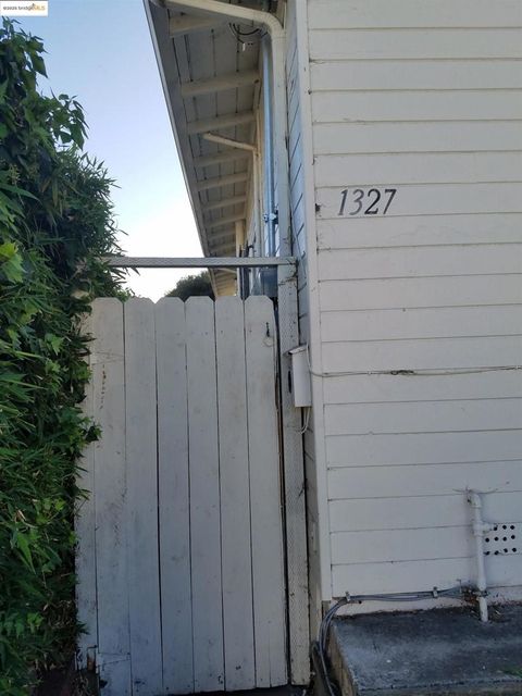 Photo of Oakland, CA 94606 (MLS # 41117810)