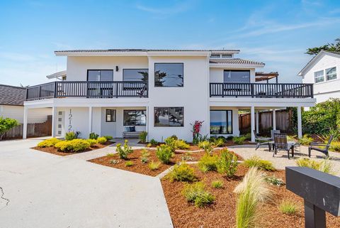 Photo of 1212 W Cliff Drive, Santa Cruz, CA 95060 (MLS # ML82047317)