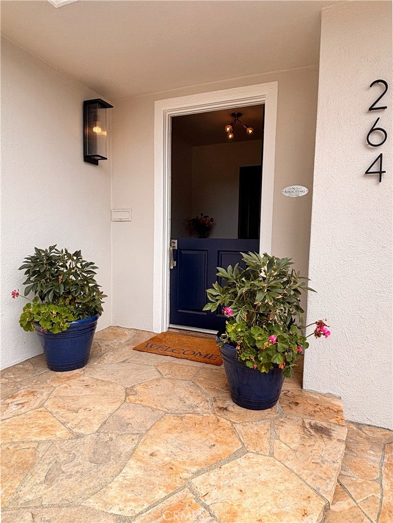 264 DOROTHY Avenue