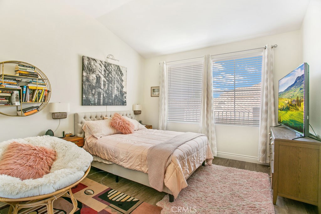 Aventura (AVEN) - Residential Lease