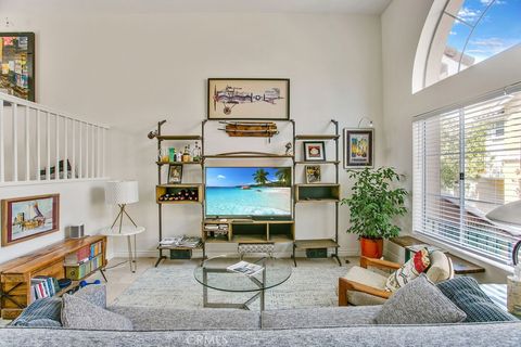 Photo of 307 Marinella Aisle, Irvine, CA 92606 (MLS # NP25274309)