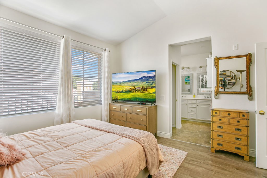 Aventura (AVEN) - Residential Lease