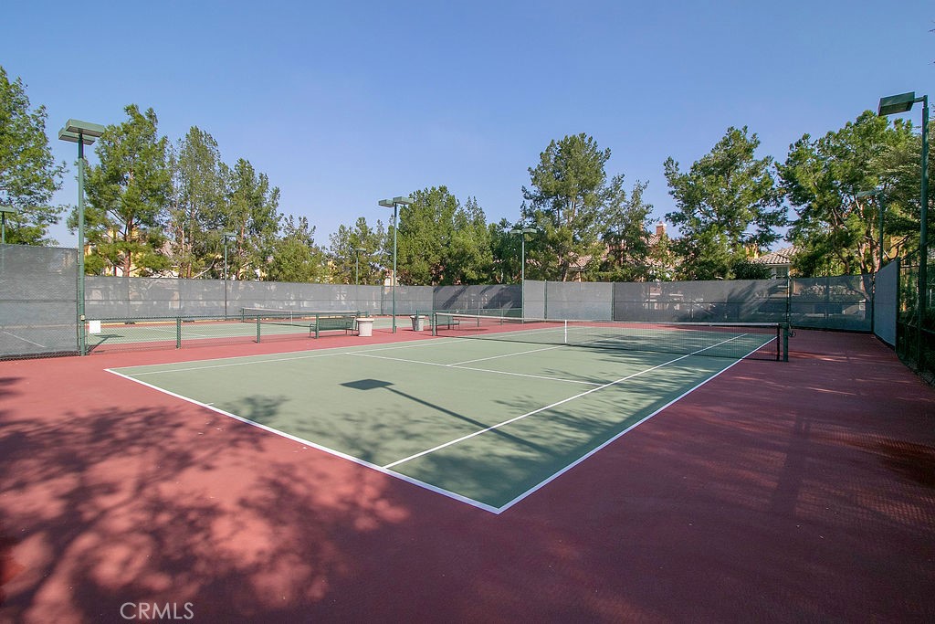 Aventura (AVEN) - Residential Lease