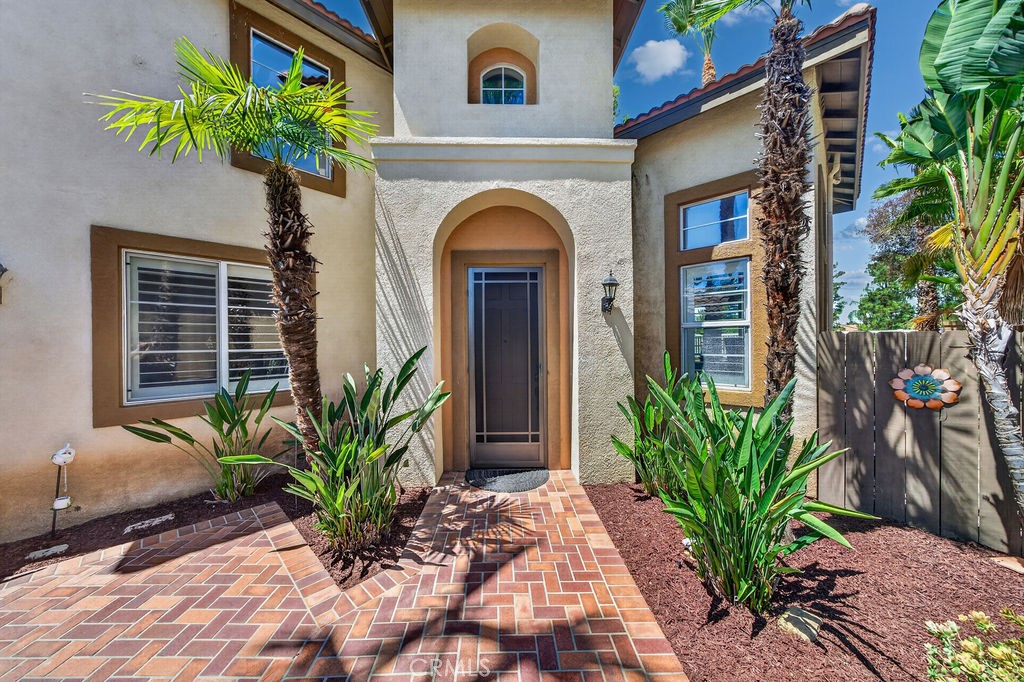 43683 Altamura Court