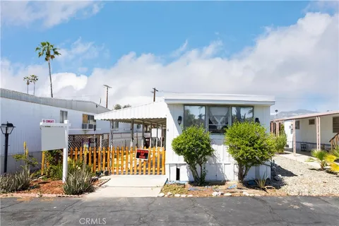 25521 Lincoln Avenue Unit 4, Hemet, CA 92544 - MLS#: SW25048822