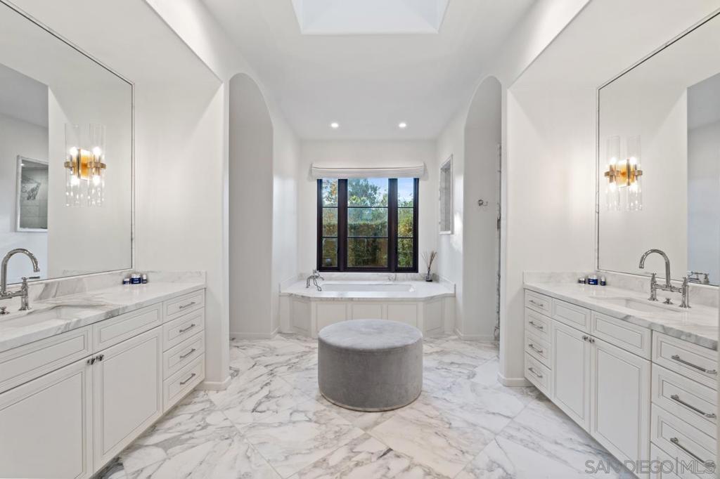 Rancho Santa Fe - Residential