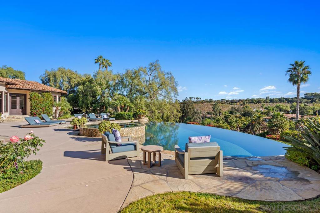Rancho Santa Fe - Residential