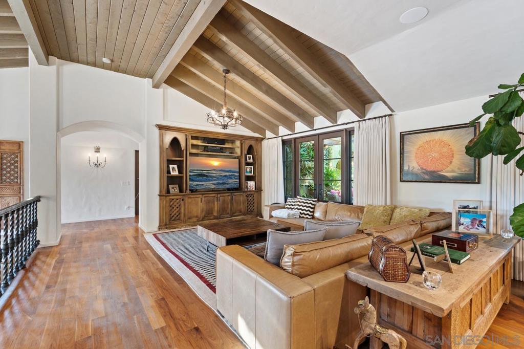 Rancho Santa Fe - Residential