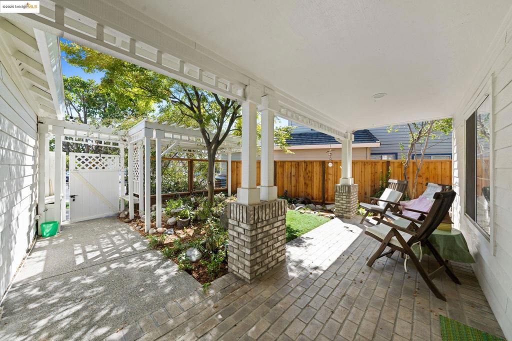 5213 Walker Ct