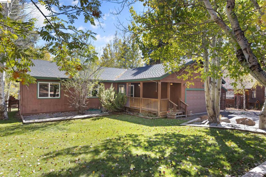 Photo of 10883 Whitehorse Rd RD, Truckee, CA 96161 (MLS # 41152229)
